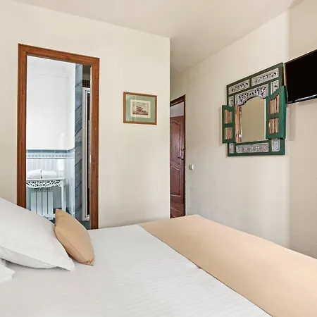 28 Maria Levy's * Сен-Тропе